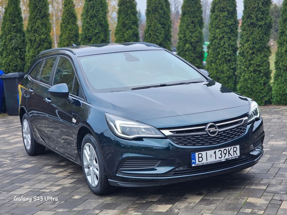 Opel Astra Nowe opony i rozrząd, po serwisie !