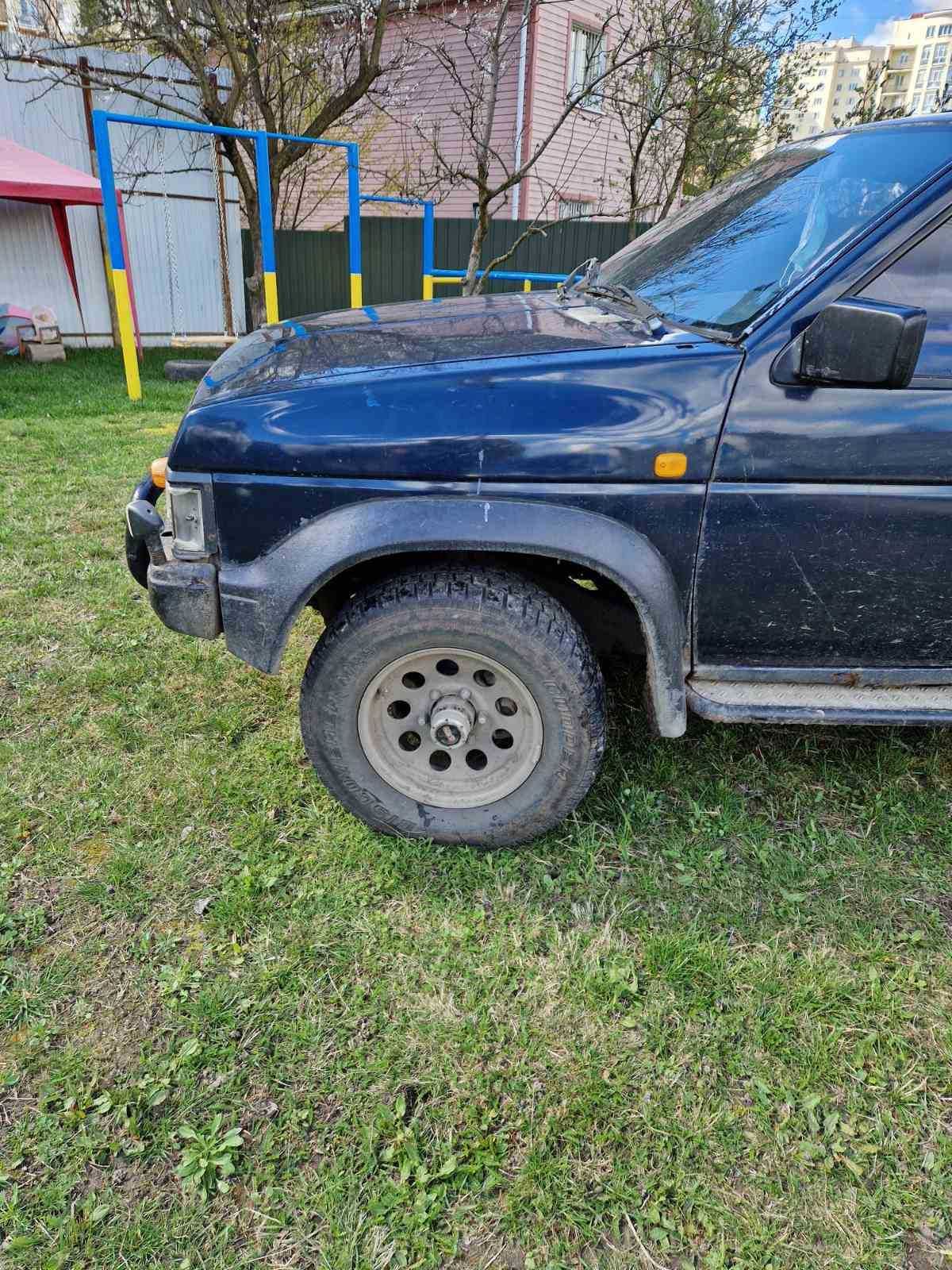 Nissan Terrano 1991