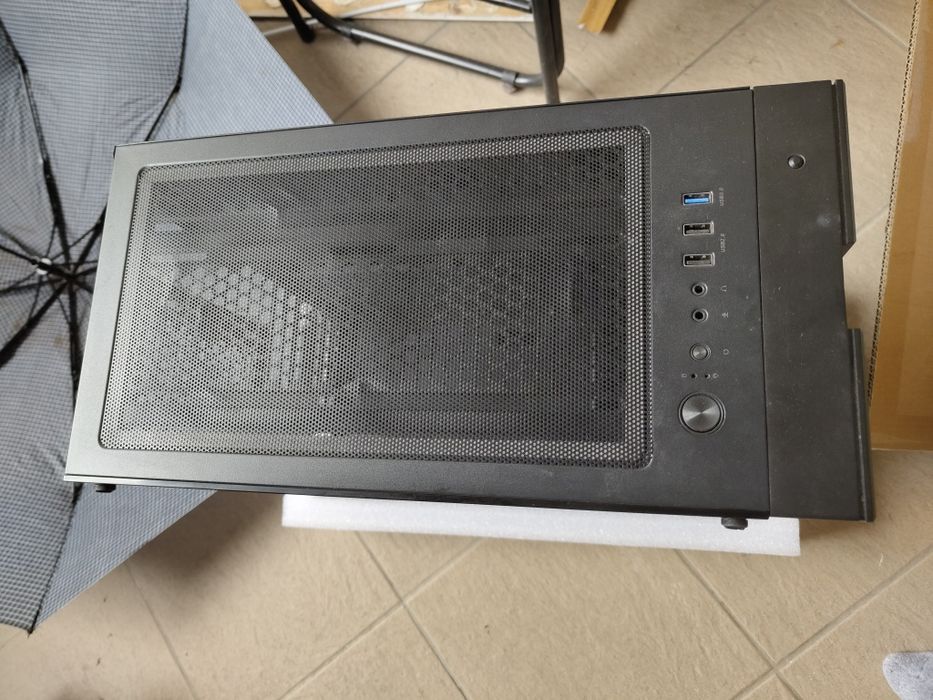 Obudowa gamingowa do komputera msi