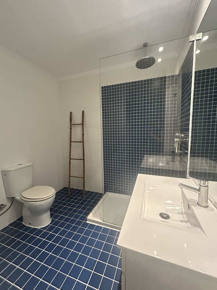 Apartamento T2  Oeiras  perto de praias A5 e marginal.