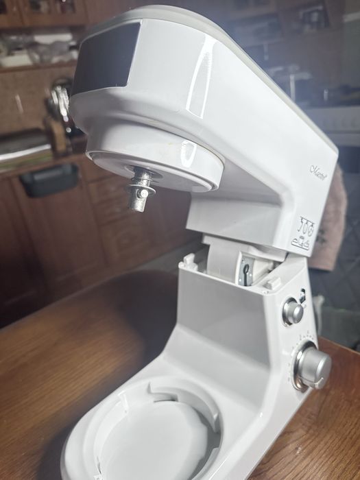 Планетарний міксер Maestro