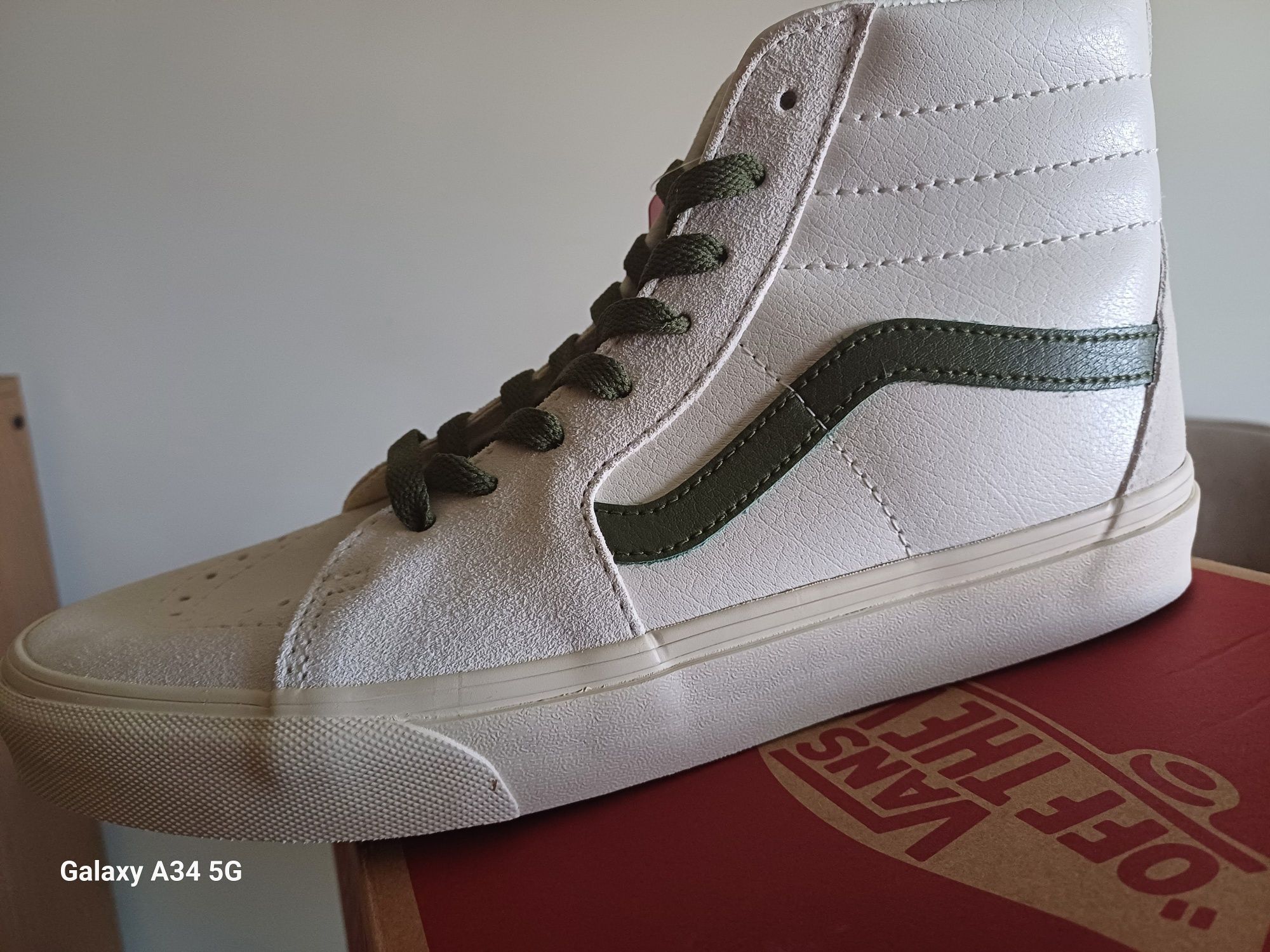 Ténis Vans novos em caixa