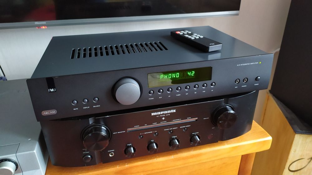 Cyrus 8vs.  high-end підсилювач звуку Усилитель звука