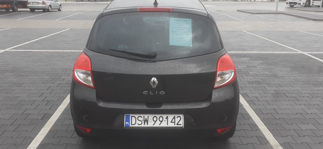 Renault Clio III 2009r lift 5 drzwi klimatronik 4xel.szyby