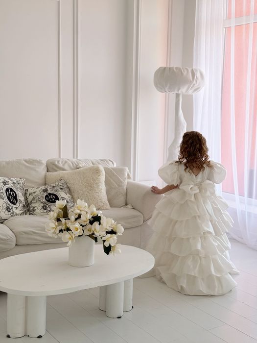 Прокат суконь для фотосесій та будь-яких подій