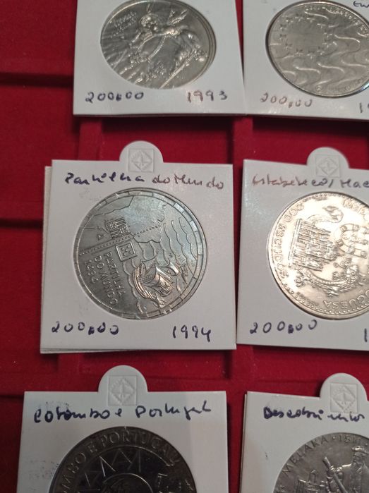 Moedas de 200 escudos