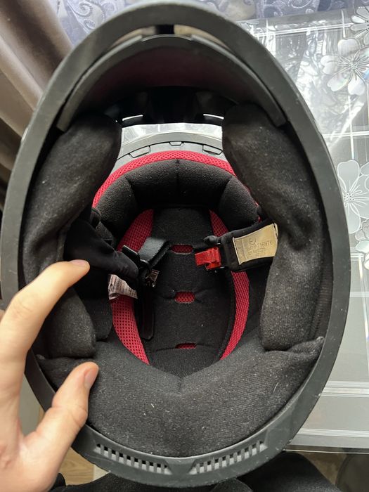 Продам Шолом LS2 – надійний захист