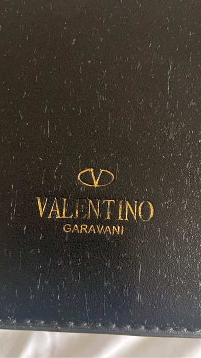 Mala Valentino preta