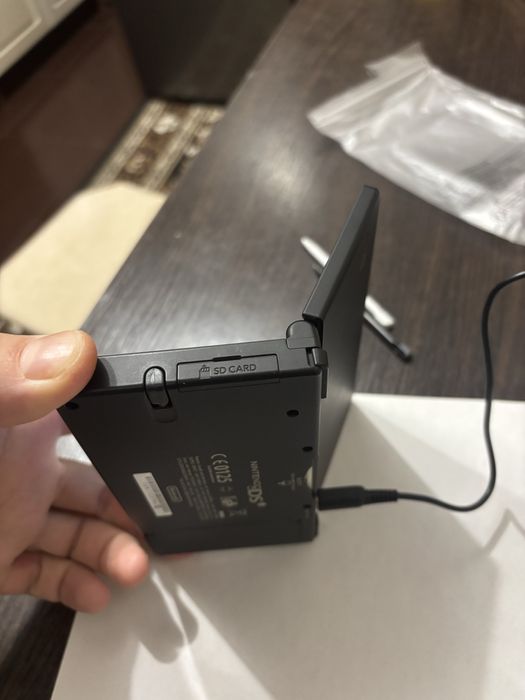 Продам Nintendo DSi в гарному стані