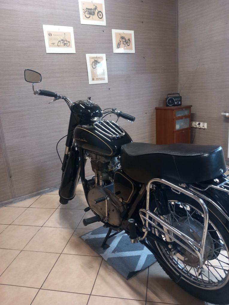 Sprzedam Junak M10