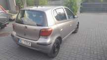 Toyota yaris 2003