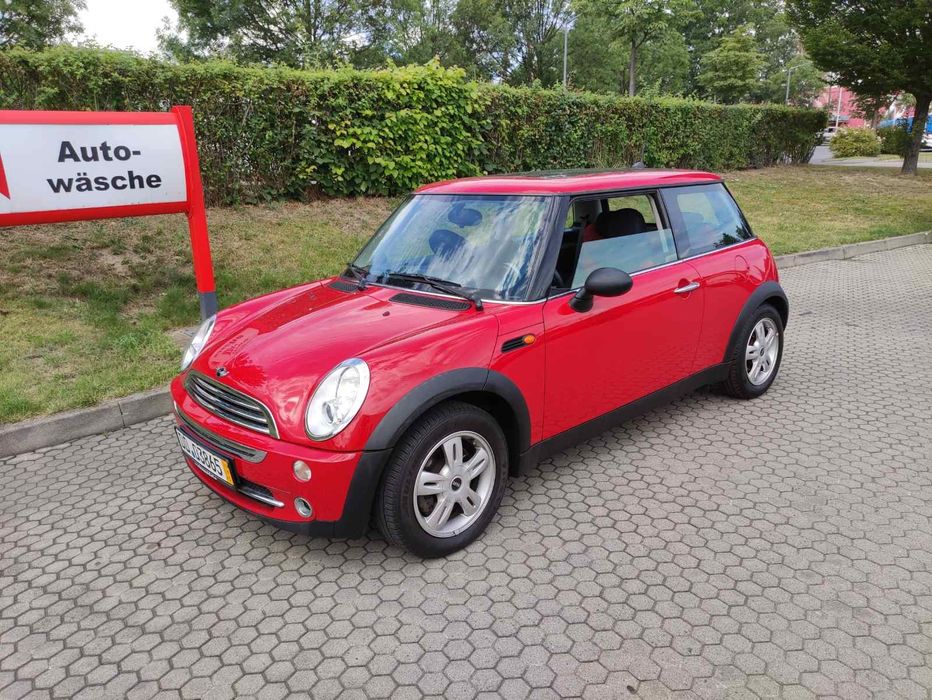 Продаю  Mini Cooper ONE