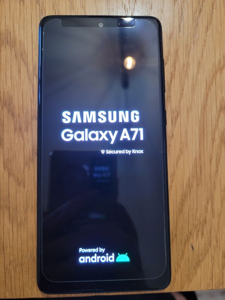 Samsung A71 idealny