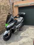 Kawasaki J300 maxiscoter