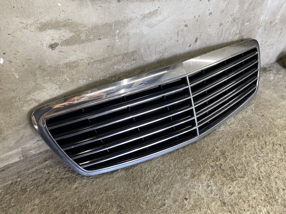 Grill przedlift mercedes w211