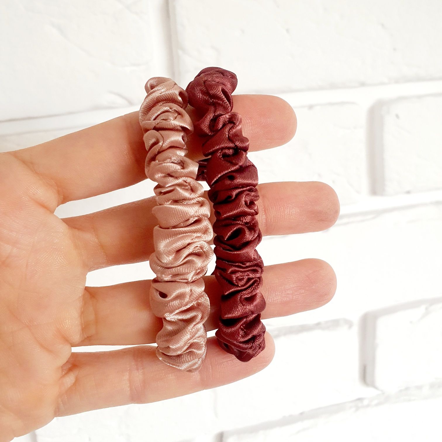 Scrunchies komplet 2 szt. gumek do włosów