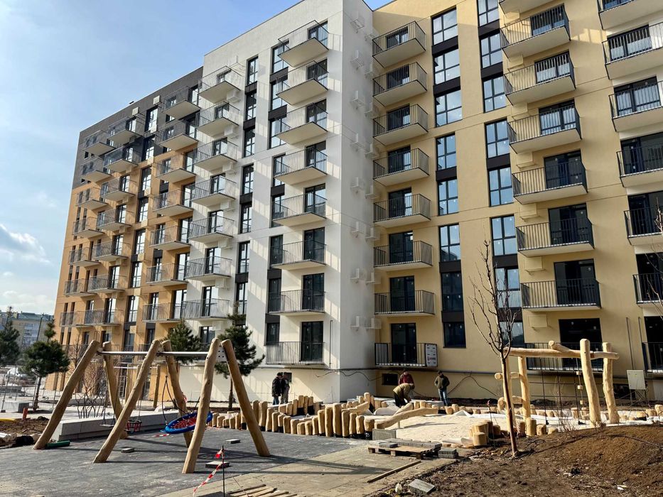 Продаж(Єоселя) 2-кімнатної квартири 60 м2 Пустомити (9км.від Львова)