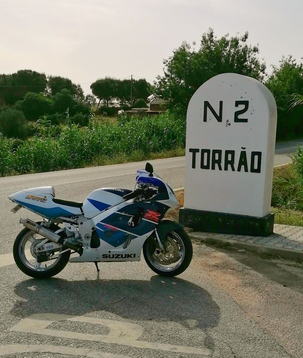 Suzuki gsxr 750 srad de 1998