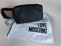Акция !Сумка нагрудная,на  плечо  Love Moschino  Италия Оригинал