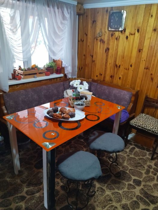 Стіл скляний кухоний