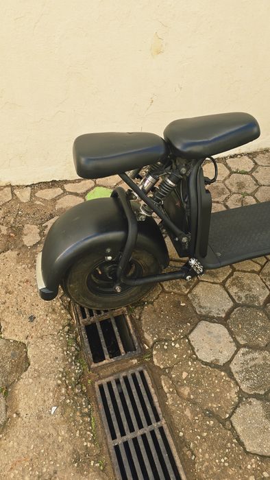 Moto elétrica, não precisa de carta de condução, com bateria removível