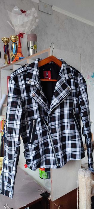 Продаю панк-куртку-косуху бренда Mercy.