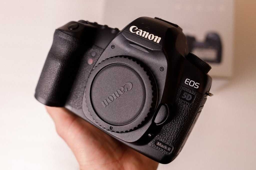 Canon EOS 5D Mark II