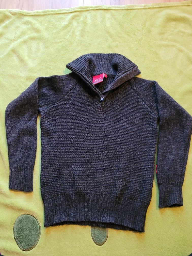 Swetr sweter  ULVANG r 128 100proc wełna