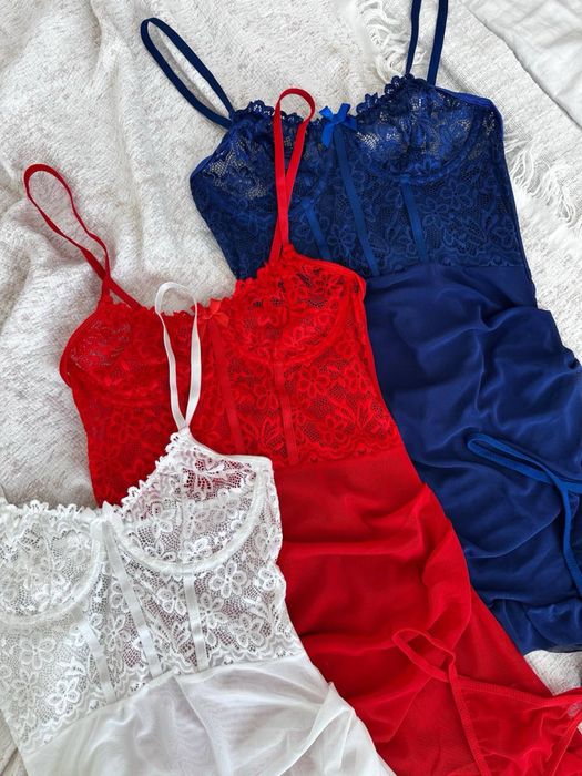 Ніжний пеньюар з квітковим мереживом + трусики