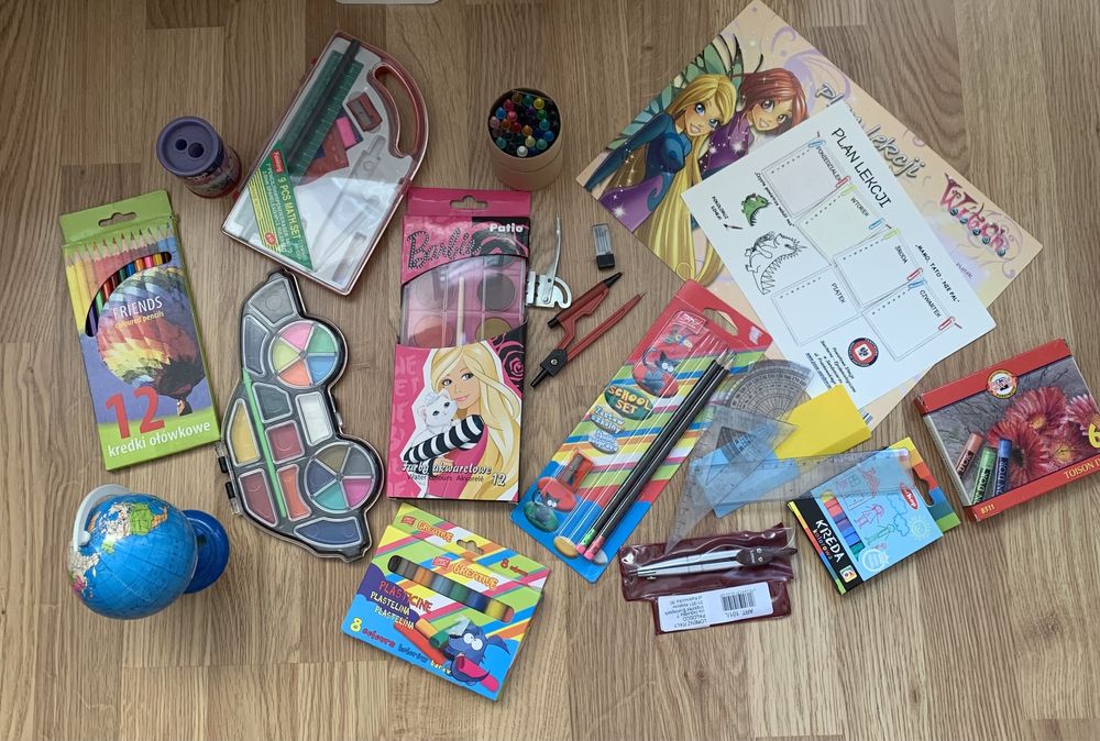 Zestaw przyborów szkolnych