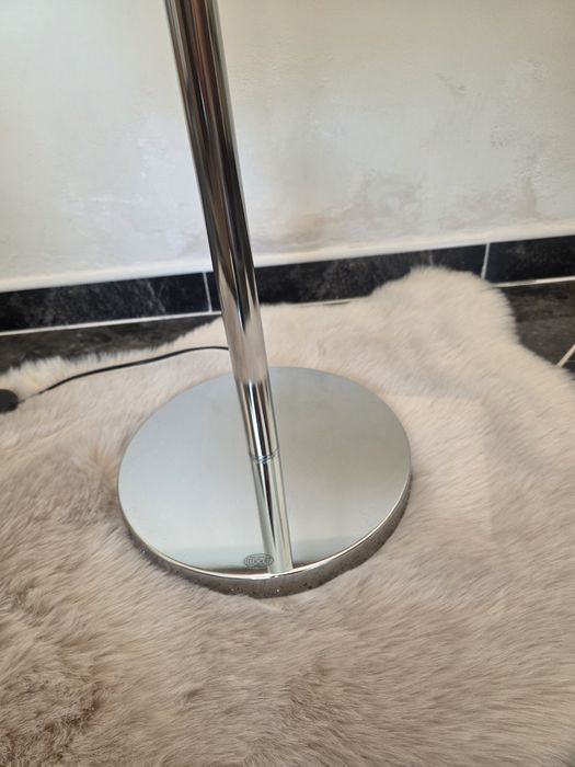 Vendo Candeeiro de pé alto