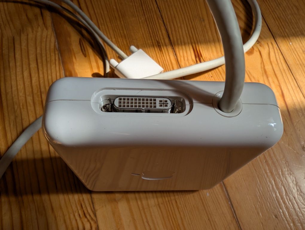 Apple cinema  display адаптер ADC - DVI (HDMI)