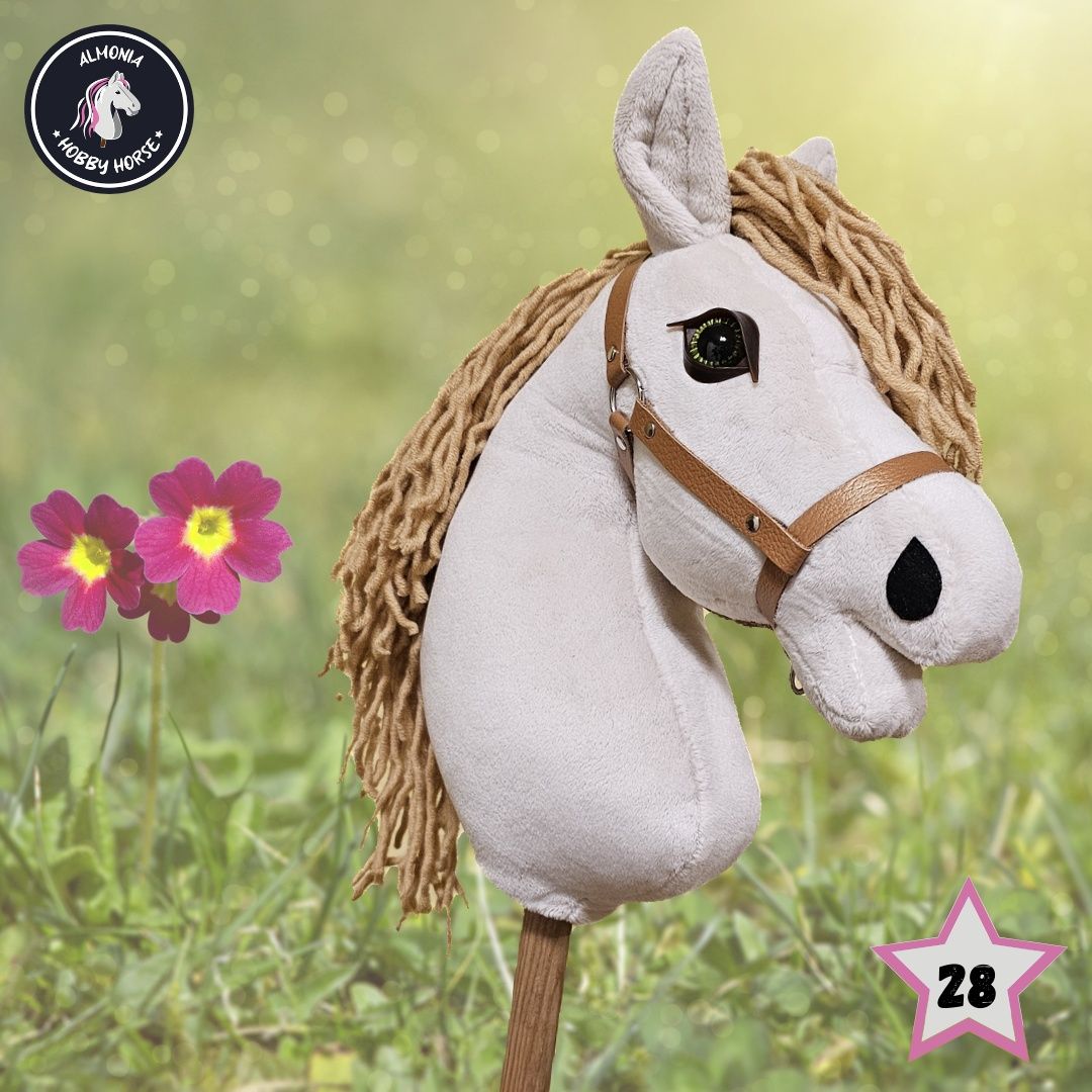 Almonia Hobby Horse No 28