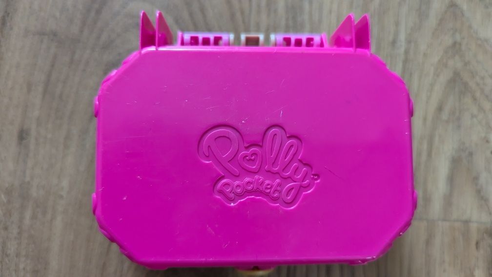 Lalka Polly Pocket z akcesoriami