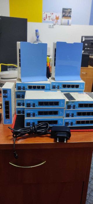 маршрутизатор Mikrotik hAP lite (RB941-2ND)