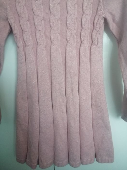 Sukienka sweterkowa dziewczęca rozmiar 128/134