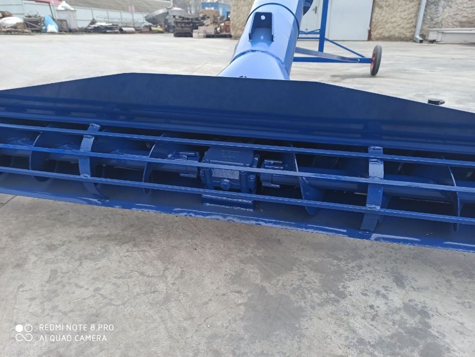 Бензиновый шнековый погрузчик 6-12 м с подборщиком с выс. погрузки  4м