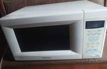 Мікрохвильова піч Samsung CE2738NR