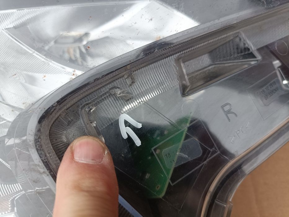 Toyota Corolla e21 kombi HB reflektor przedni prawy przód full LED EU