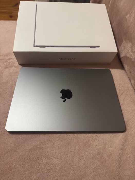 Macboock air m2 13,6 16gb