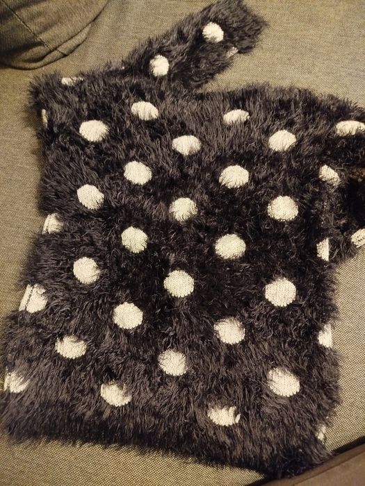 Sweterek dziewczęcy