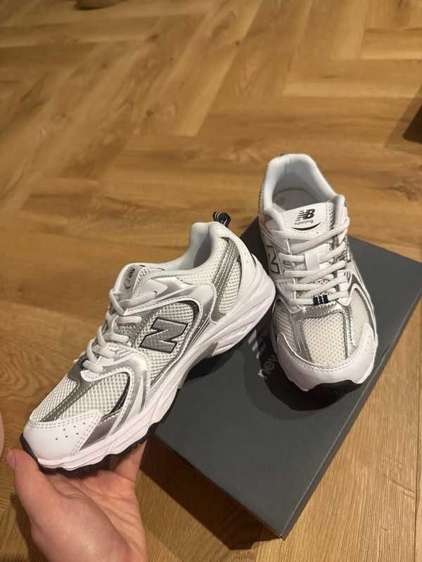 Srebrny*Prezent Damskie New Balance530 UnisexTrampki roz. 38