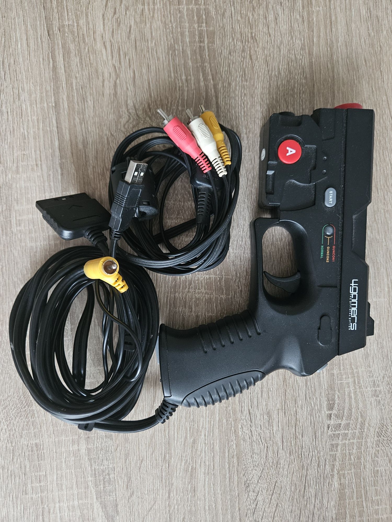 GunCom 2 ps2 3xA + Pistolet