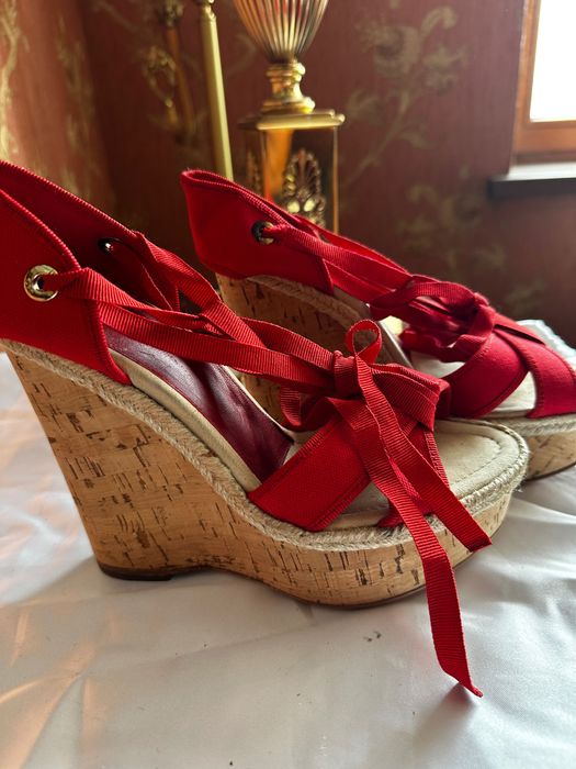 D&G,італійські оригінальні, тканина пару раз носила,з профілактикою