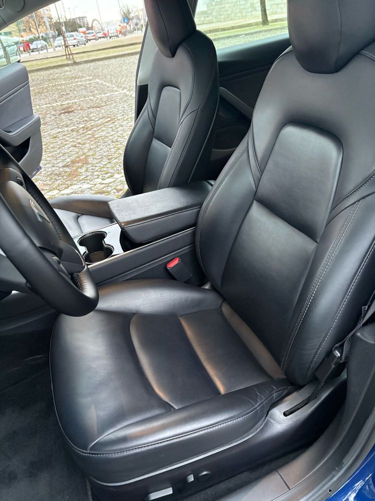 Tesla Model 3 Performance