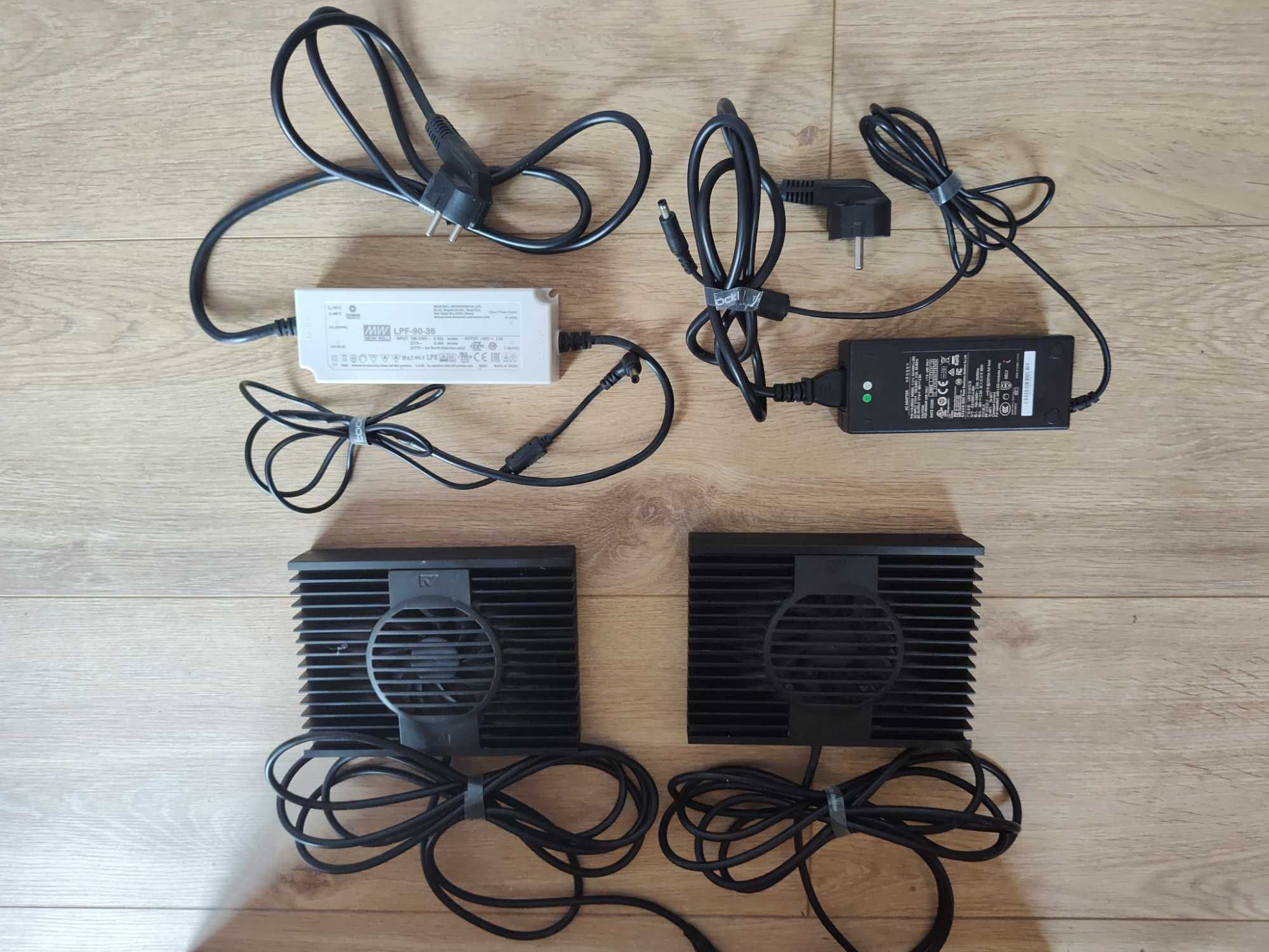 2x Aqua Illumination Oświetlenie LED Hydra 32 HD  (~90W) - czarna