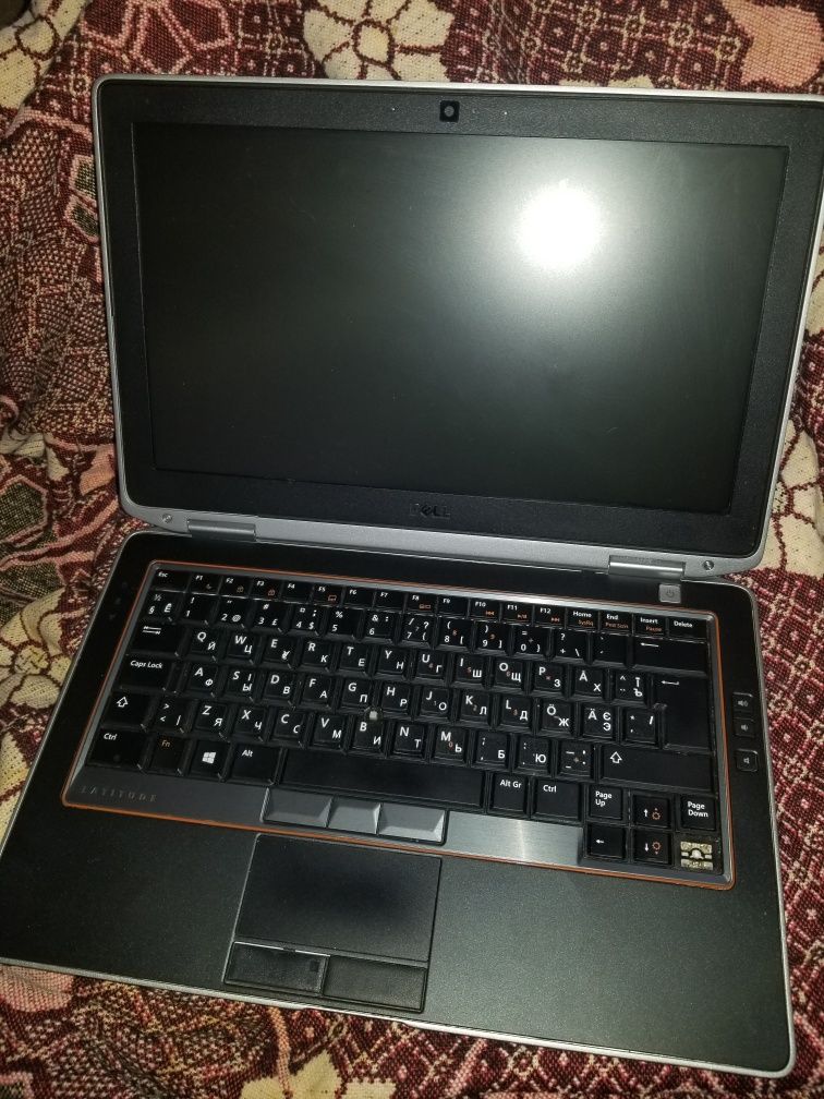 Продам надежный ноутбук военный стандарт dell latitude e6320