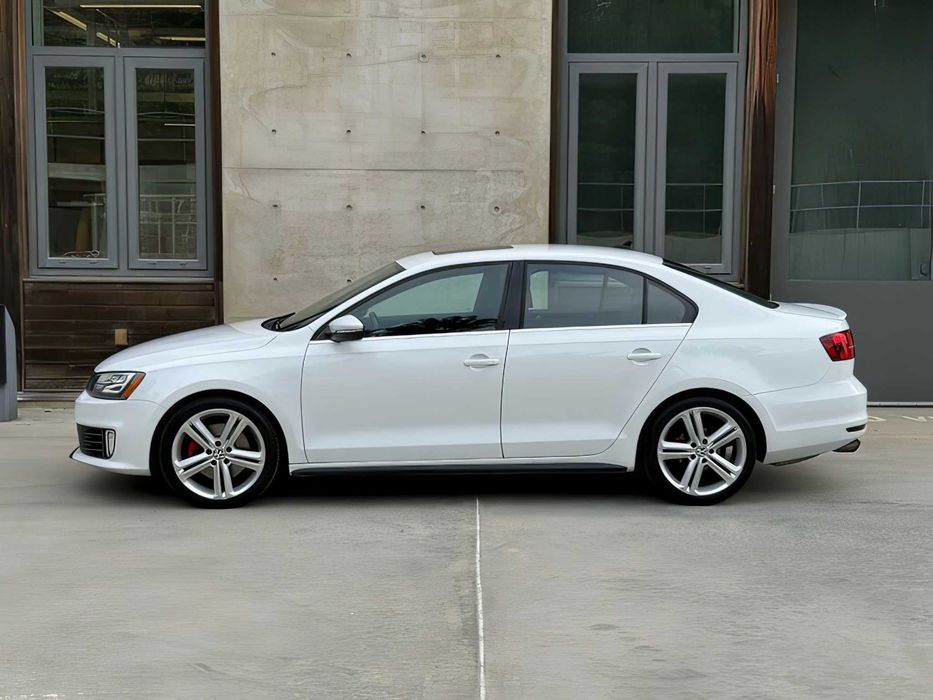 Volkswagen Jetta GLI      2015