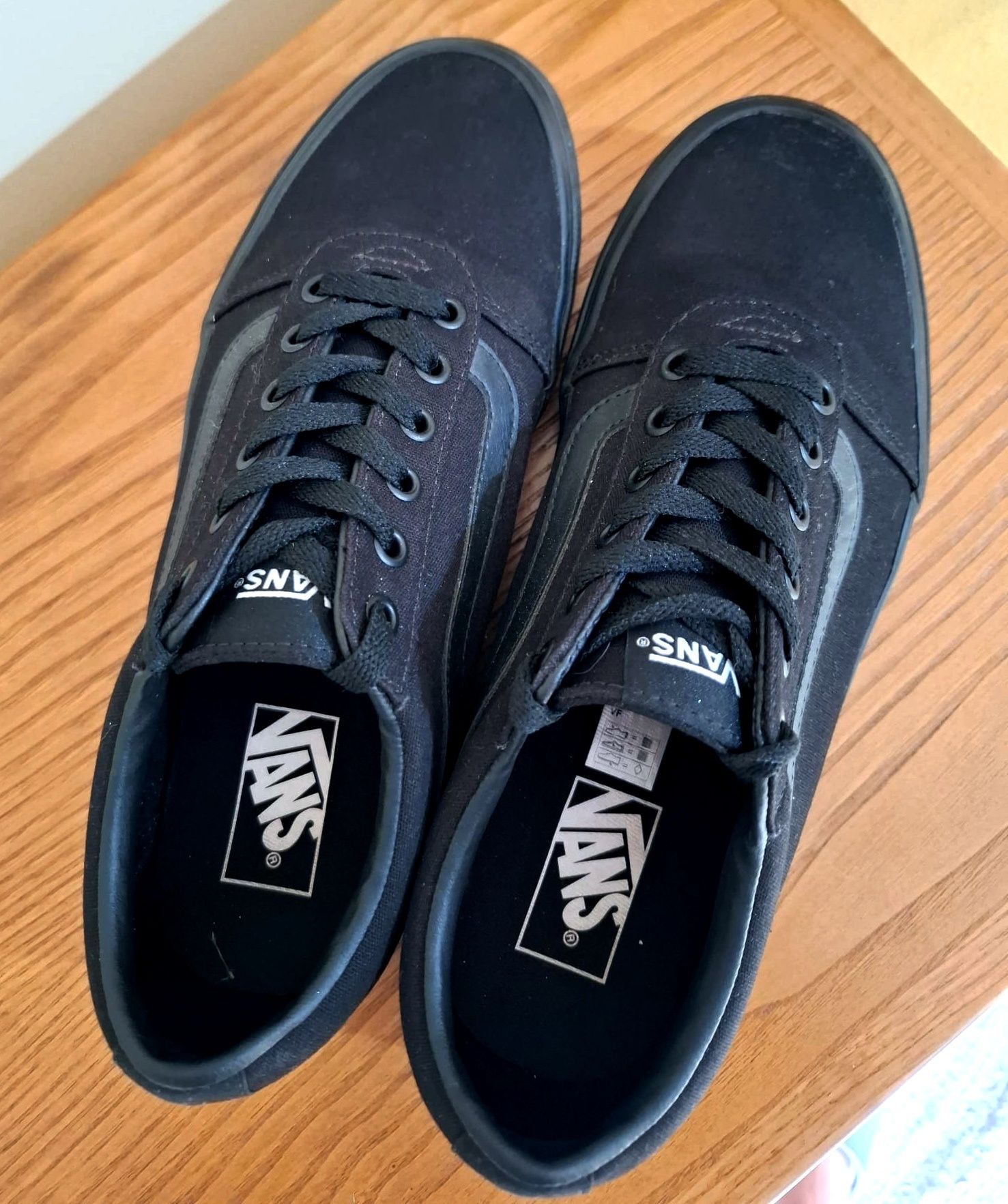 Sapatilhas VANS Old Skool 41 (Novas)