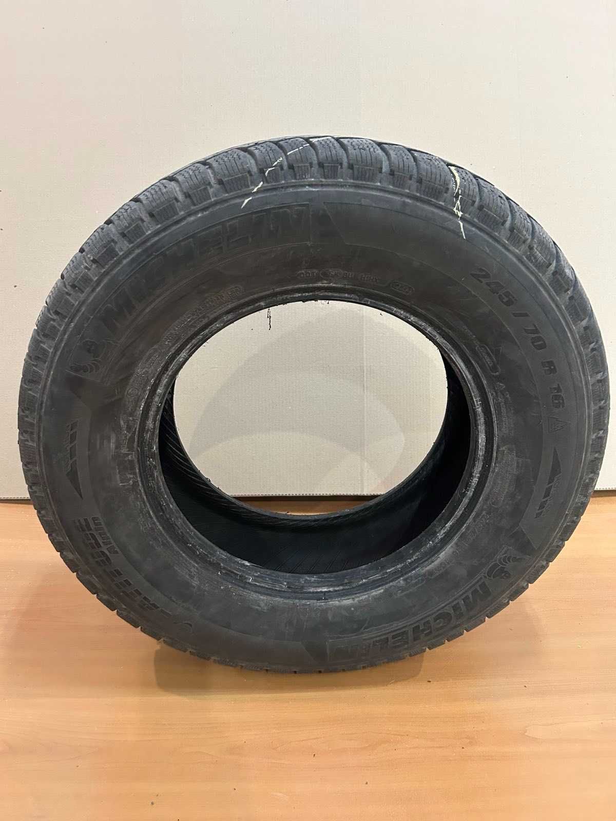 Зимова шина 245/70 R16 michelin lalitude alpin